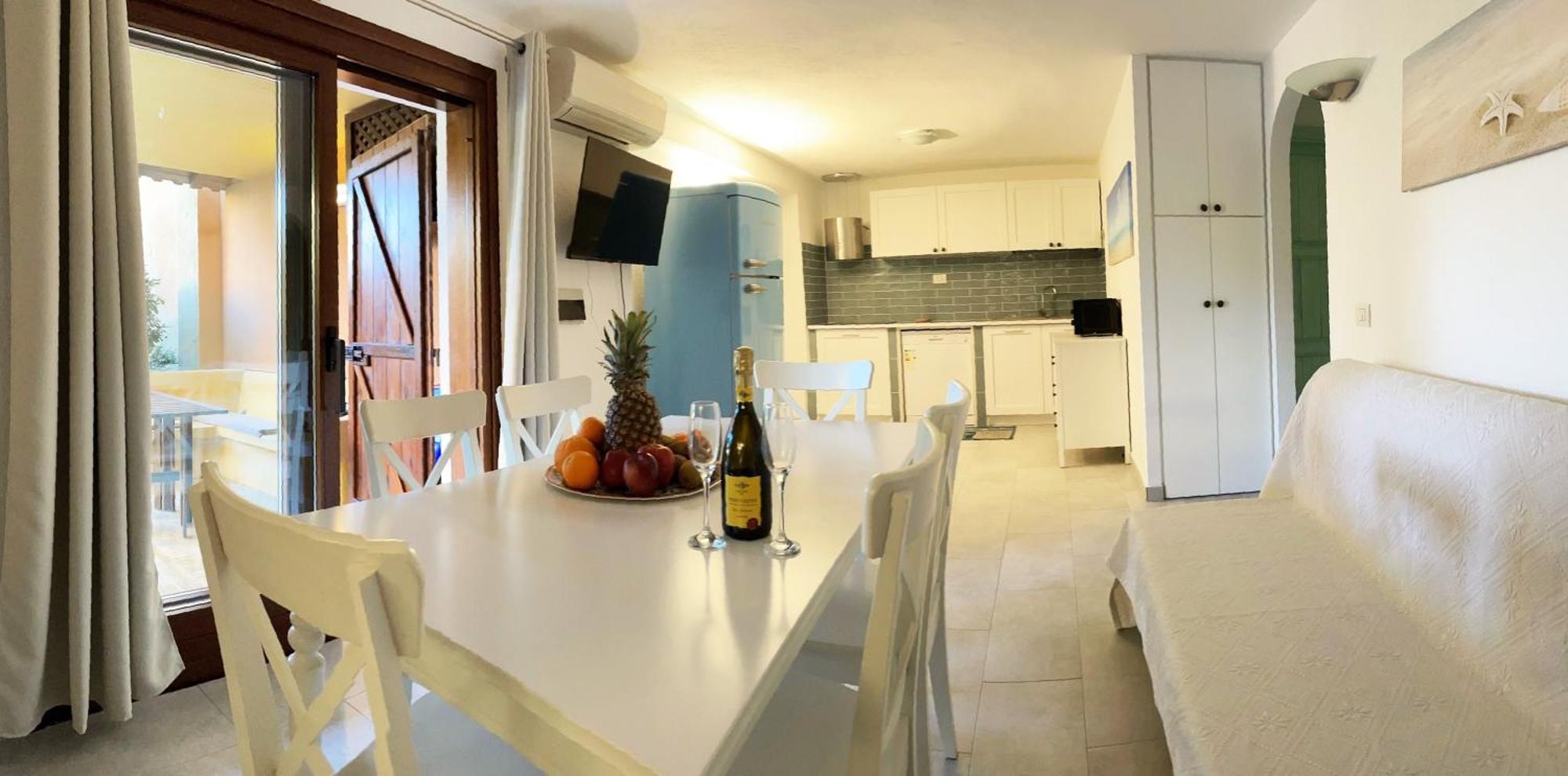 Ampio Trilocale Sul Golfo Di Marinella Holiday home